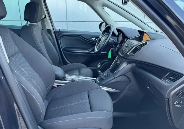 Opel Zafira cena 49900 przebieg: 84000, rok produkcji 2015 z Racibórz małe 232